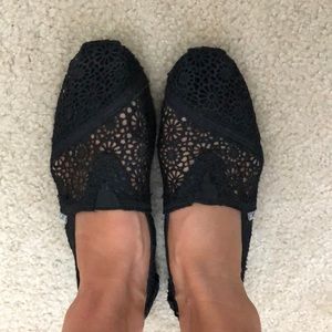 Black crochet Toms